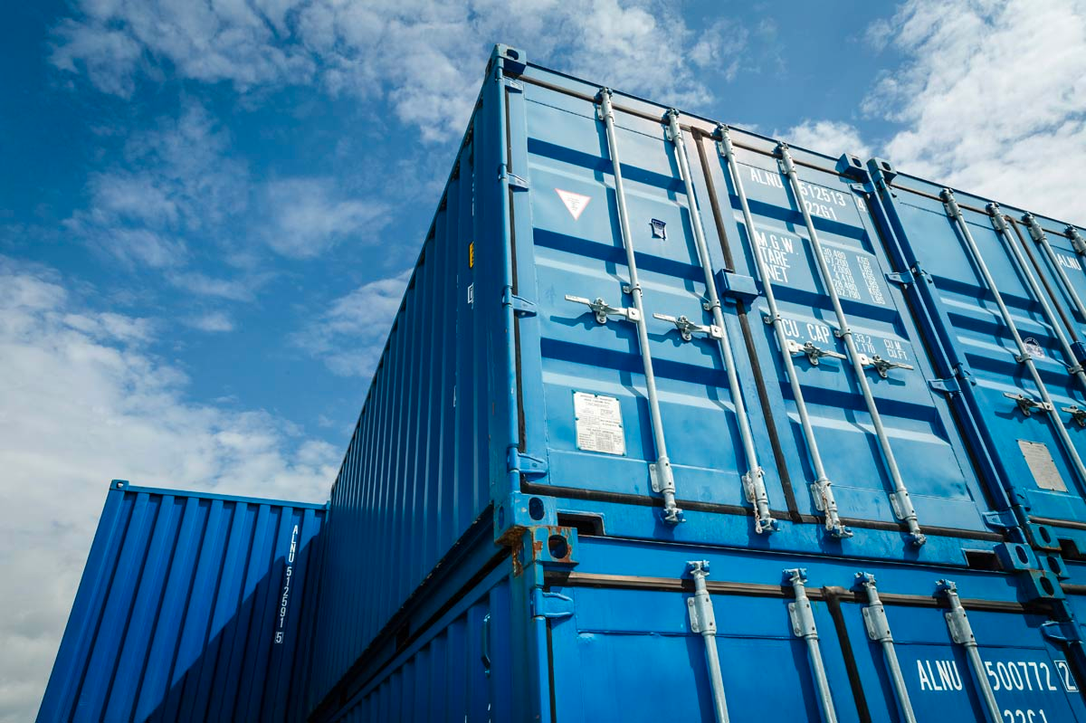 Rental vs. Purchase Guide: Choosing the Right Container Solution for Your Needs